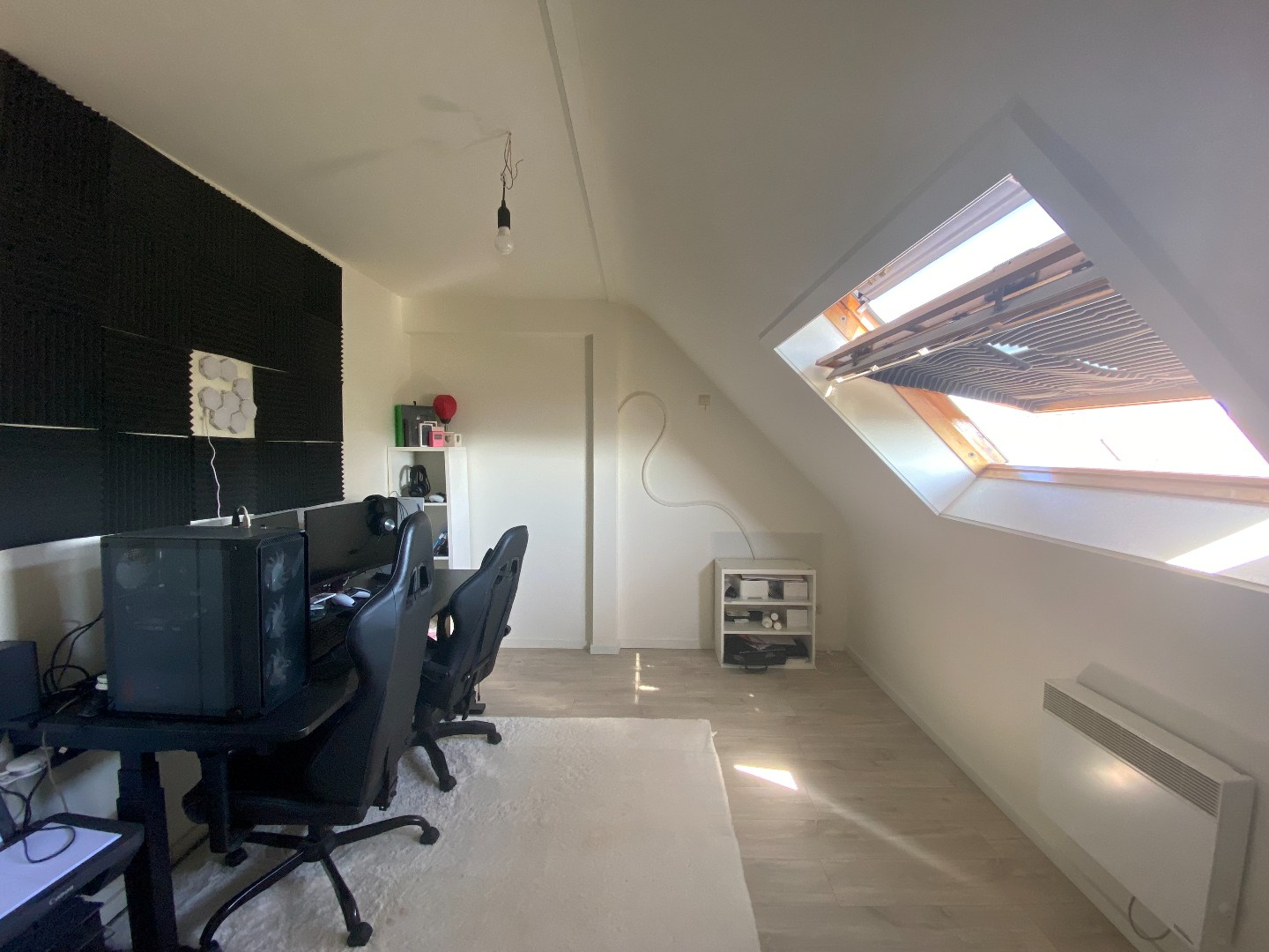 Centraal gelegen instapklaar duplex appartement met garage en terras! 