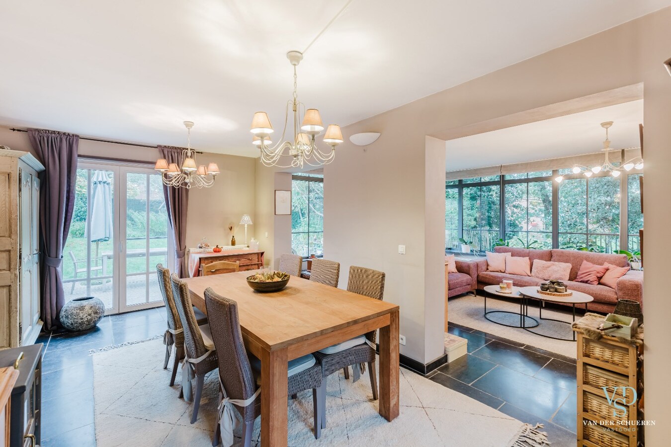 Charmante villa, door groen omgeven 