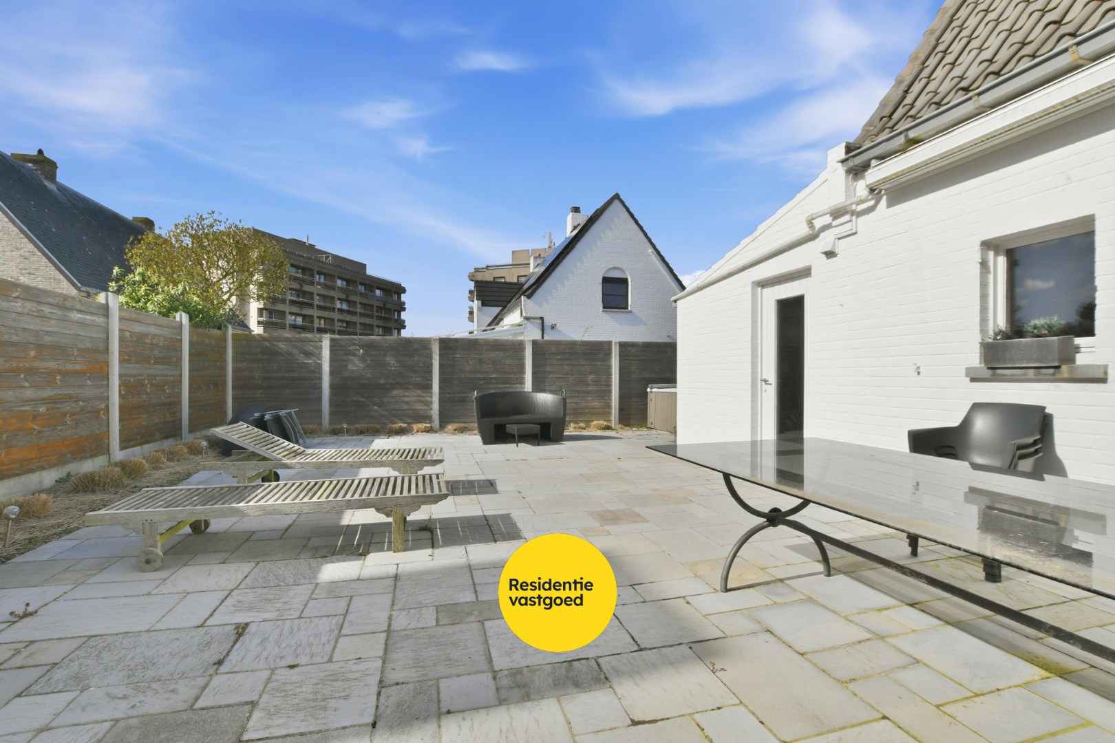 Ruime villa (201m²) op wandelafstand van het centrum en strand te Blankenberge! 