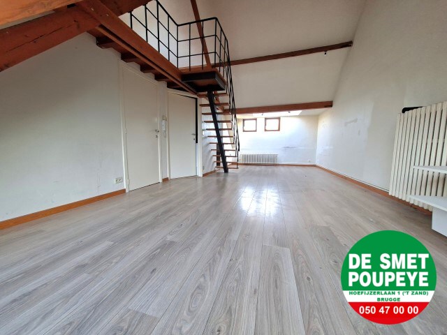 Dakappartement nabij het station 