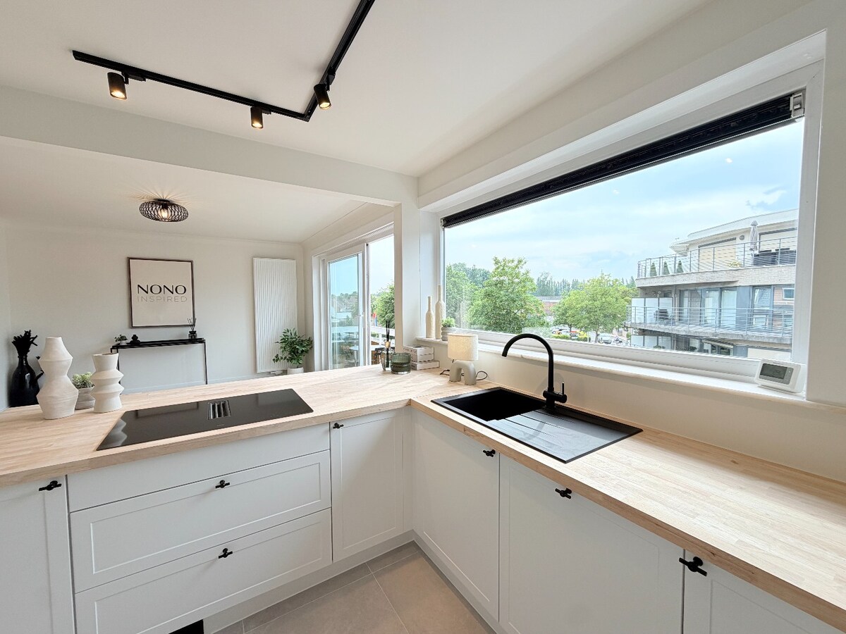 Fantastisch superruim leefappartement in hartje van Gullegem ! *** NONO INSPIRED *** 