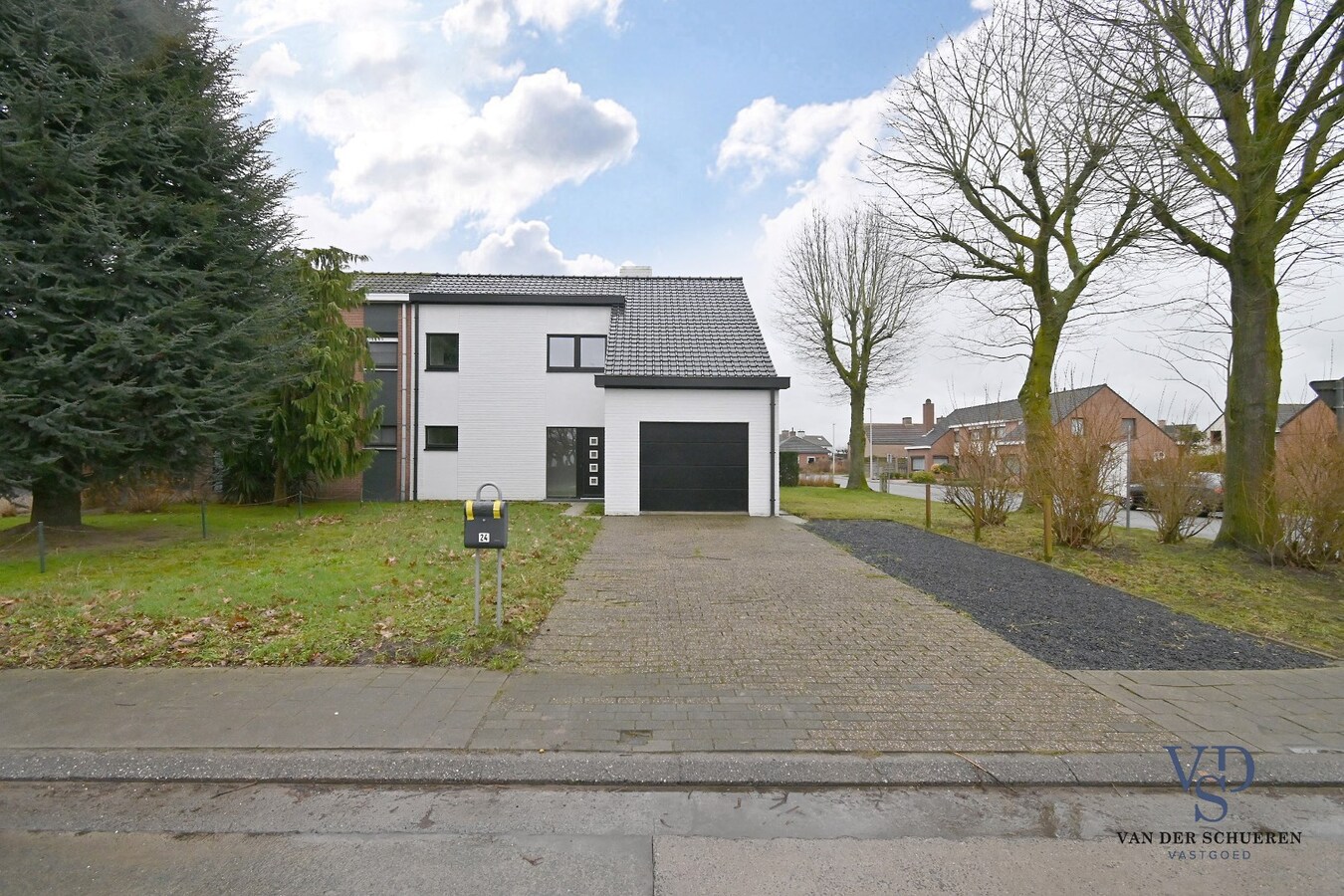 Volledig gerenoveerde Half Open Bebouwing 