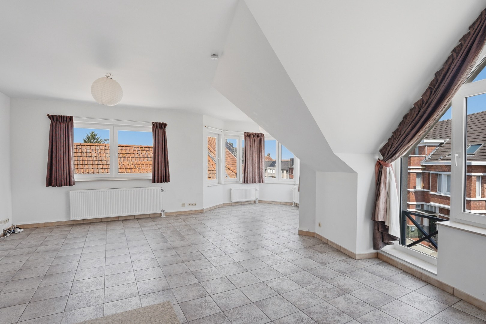 Instapklaar appartement met 2 slaapkamers te Eernegem 
