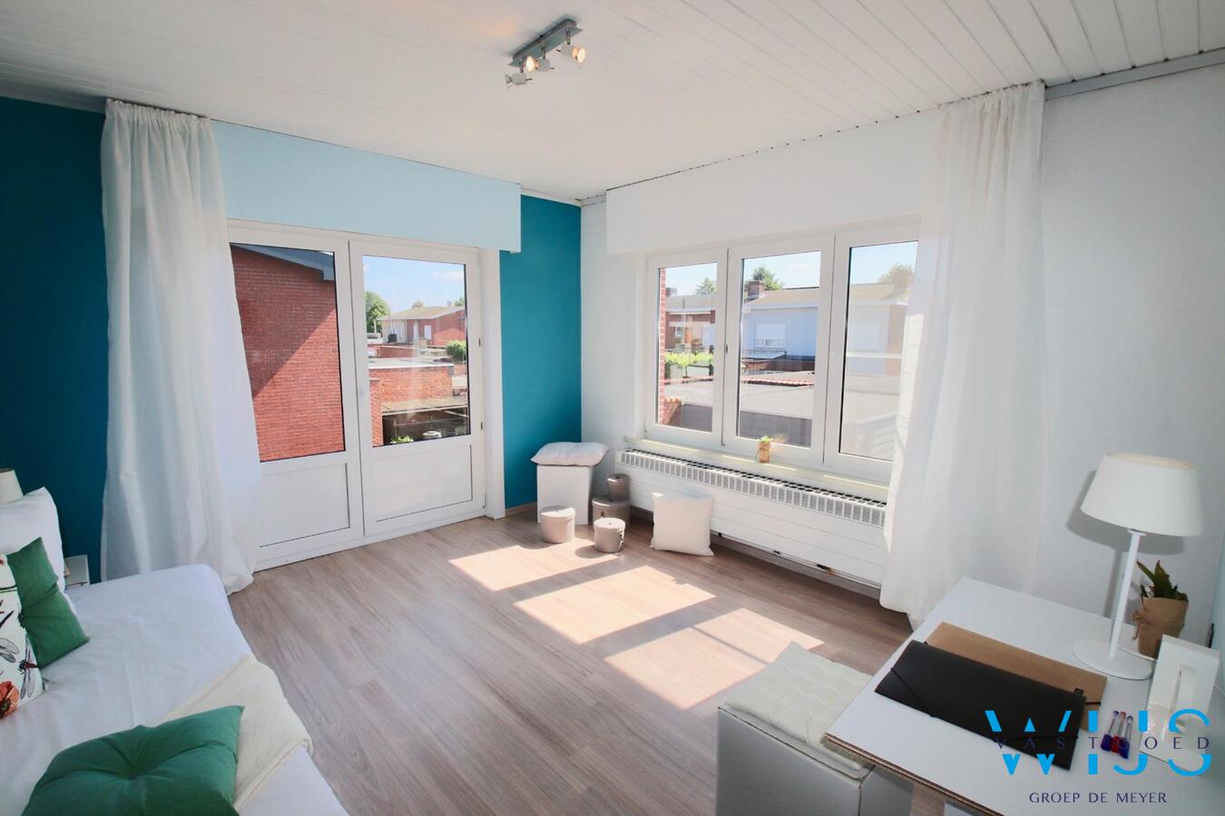 Gerenoveerd (2017) en gezellig woonhuis in hartje Ertvelde. 