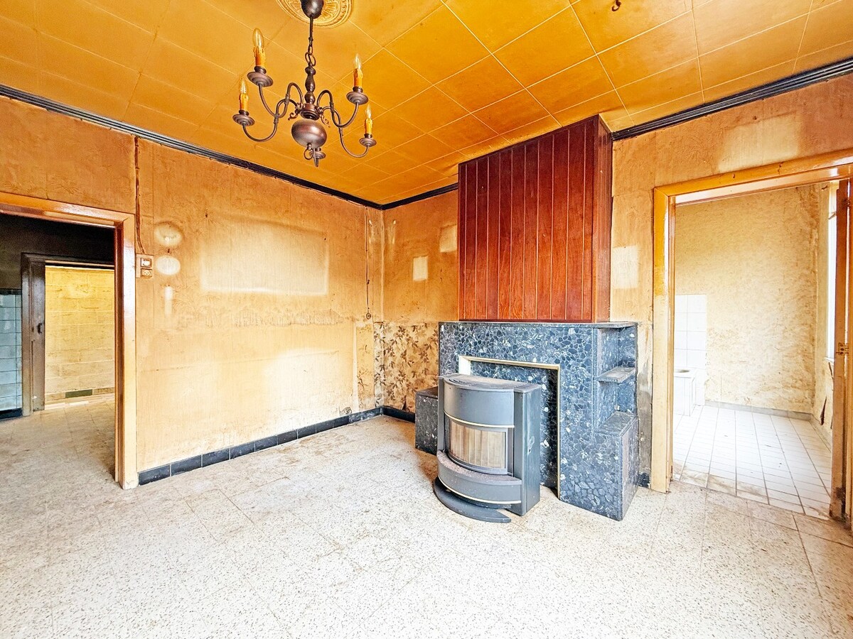 Te renoveren/te slopen HOB met tuin te Sint-Blasius-Boekel 