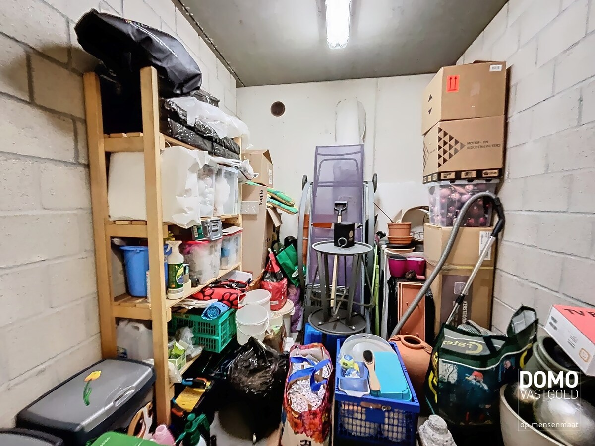 GELIJKVLOERS 1 SLAAPKAMER APPARTEMENT MET TUIN EN ONDERGRONDSE AUTOSTANDPLAATS GELEGEN TE SPALBEEK 