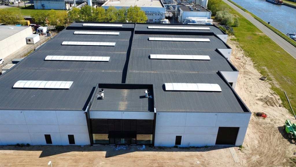 Nieuwbouw magazijnen te huur in Durmakker te Evergem