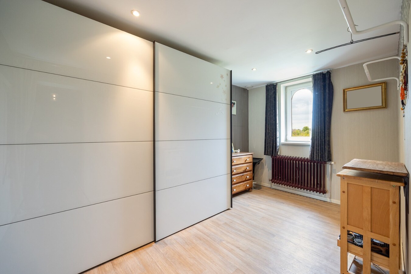 Karaktervolle hoeve op 945 meter-kangoeroewoning mogelijk 