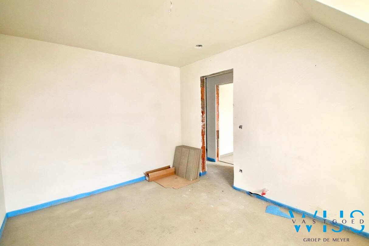 Nieuwbouw met 3 slaapkamers te centum ERTVELDE ! 