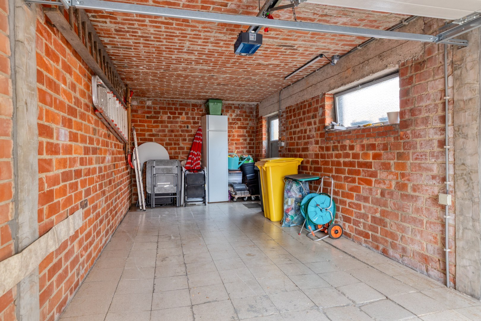 Instapklare woning met 3 slpk. in het centrum van Geel 