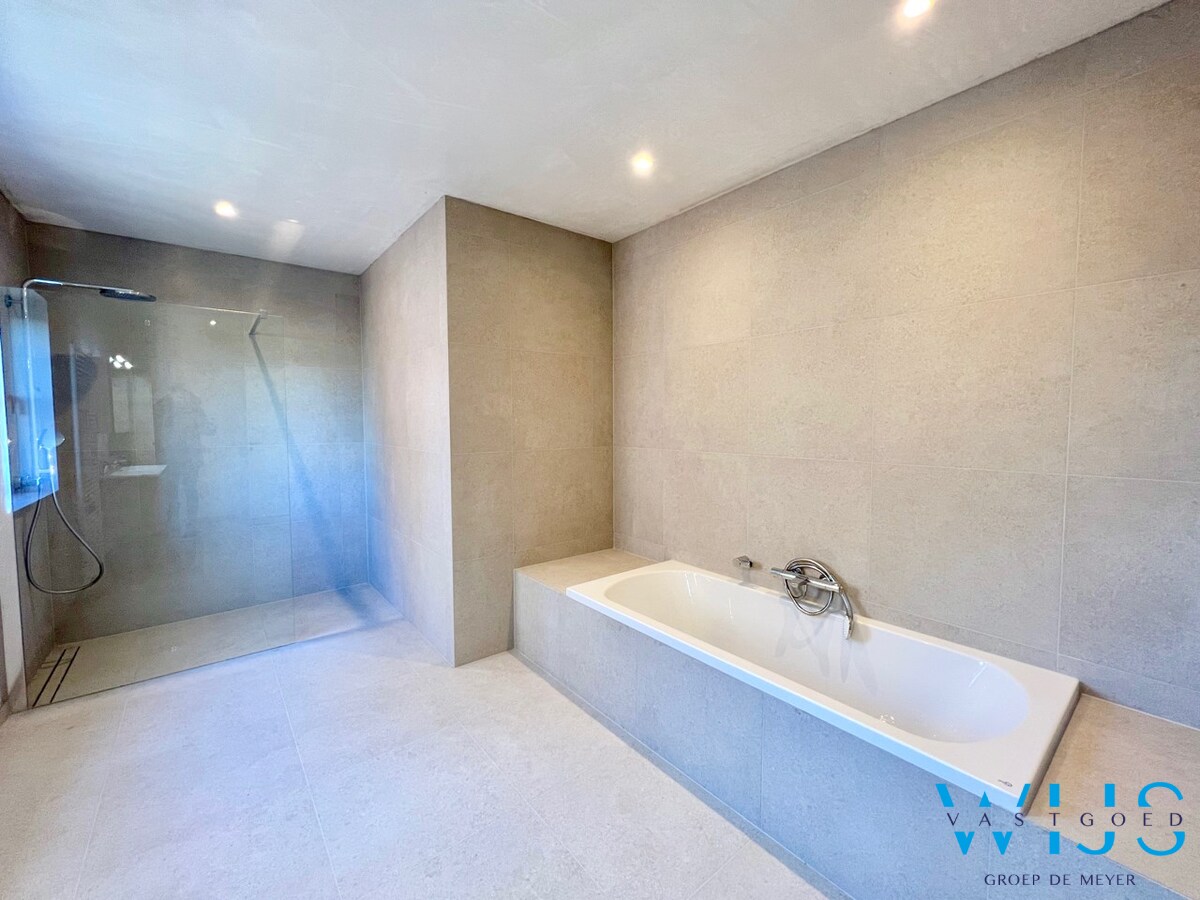 Alleenstaande nieuwbouwwoning te ASSENEDE 