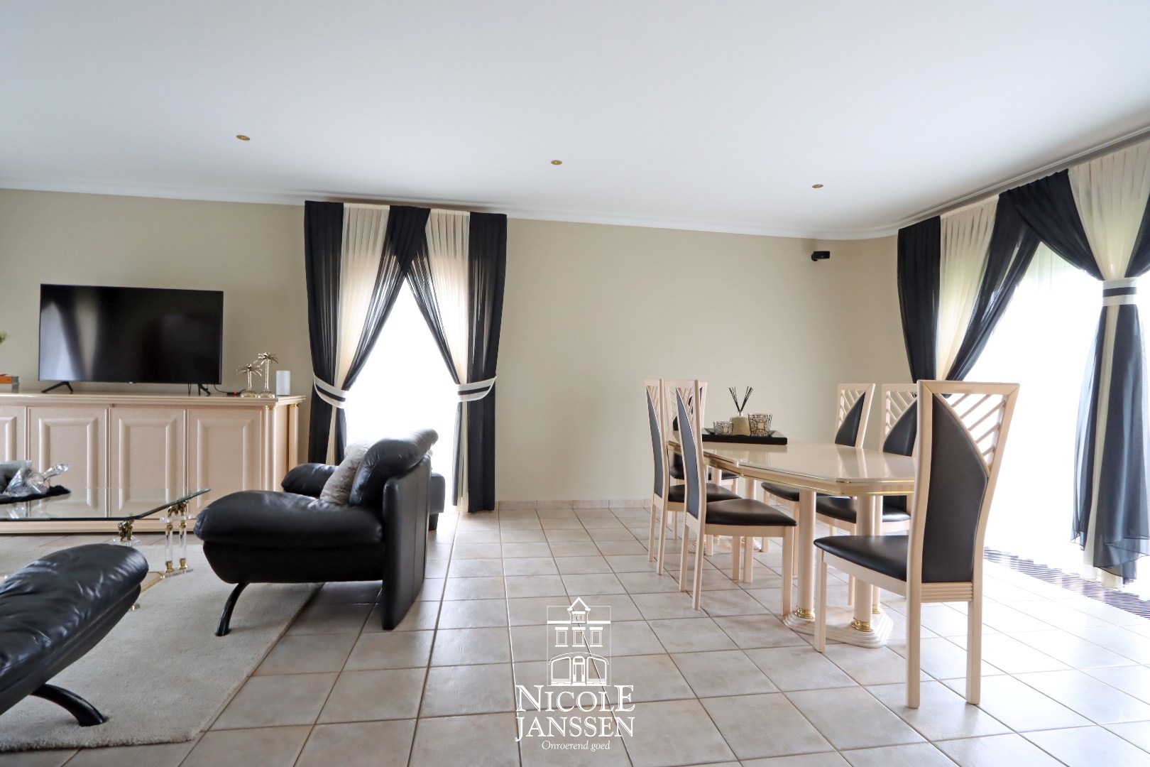 Met zicht op de achtertuin 