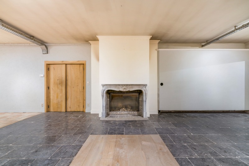 uitzonderlijk groot winkelpand in centrum Brugge 