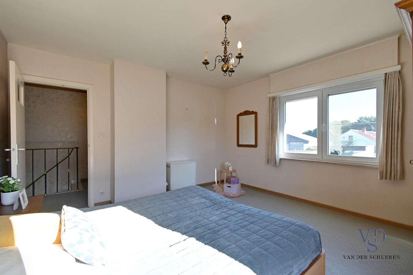 Degelijke Half Open Bebouwing 