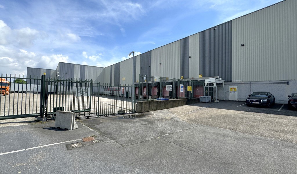 Logistiek gebouw te huur in industriezone Mechelen-Noord