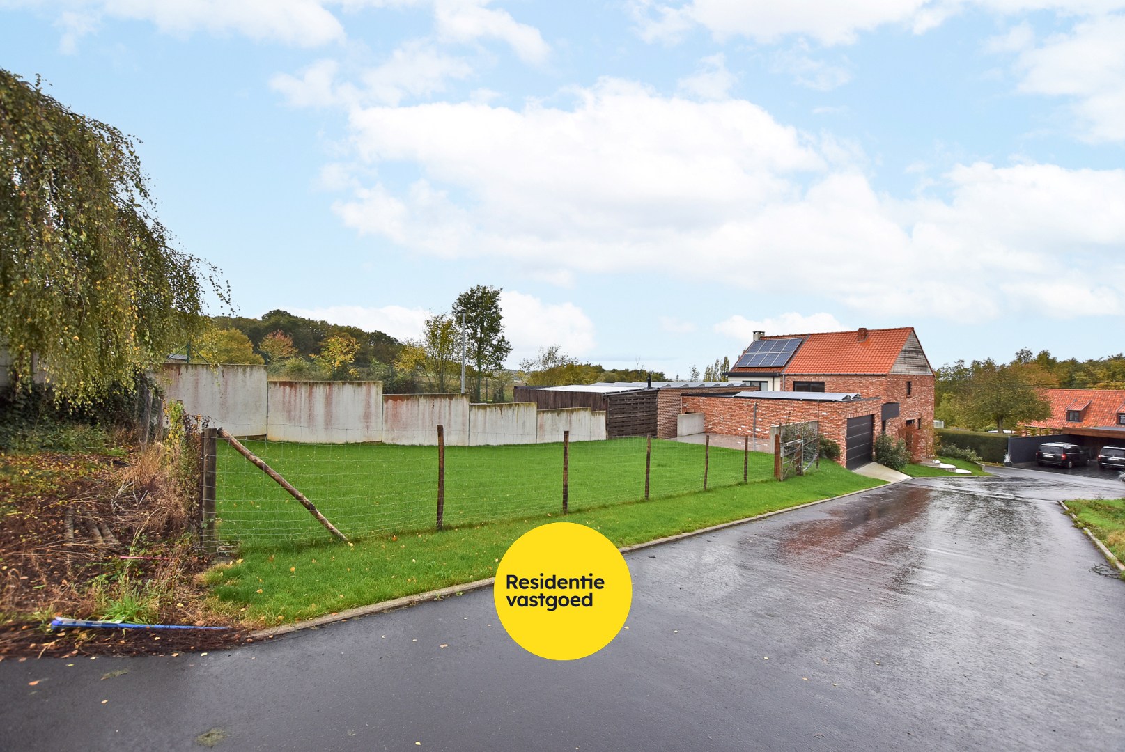 Halfopen nieuwbouwwoning aan de voet van de Zwarte Berg 