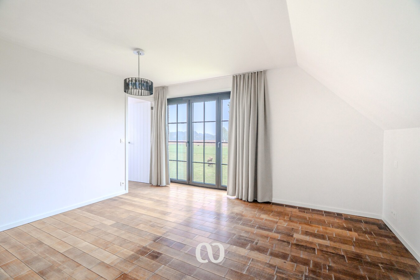 Exclusieve, energiezuinige villa met 4 slaapkamers en panoramisch zicht 