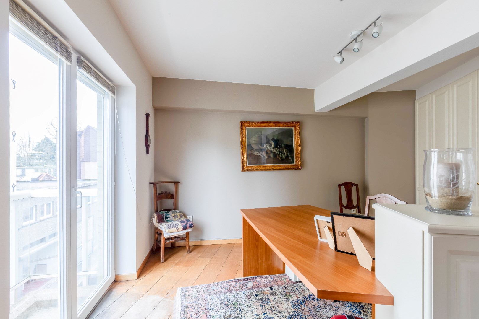 Gunstig gelegen  2-slp. app. met terrassen en garage nabij Gent Sint-Pieters 