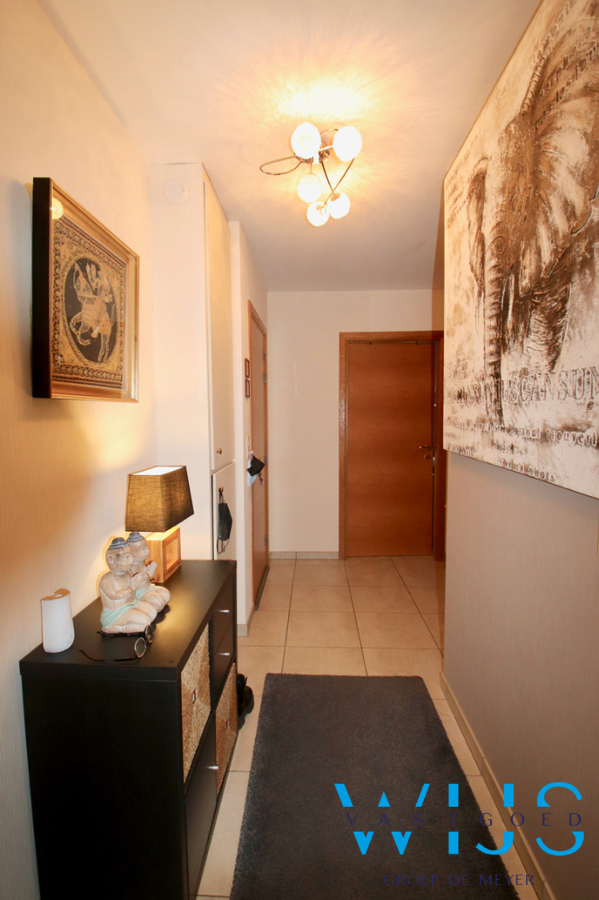 Instapklaar 3 slaapkamer appartement met terras te ERTVELDE ! 