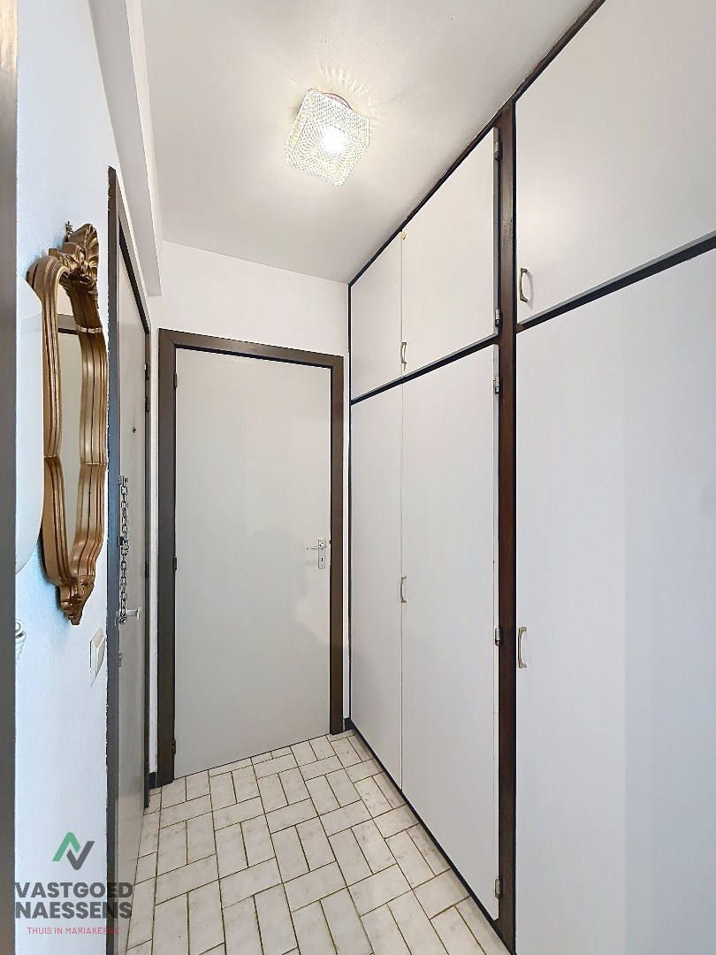 Prêt à emménager, appartement de 2 chambres dans un quartier résidentiel calme. 