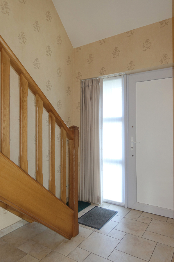 Instapklare halfopen woning 