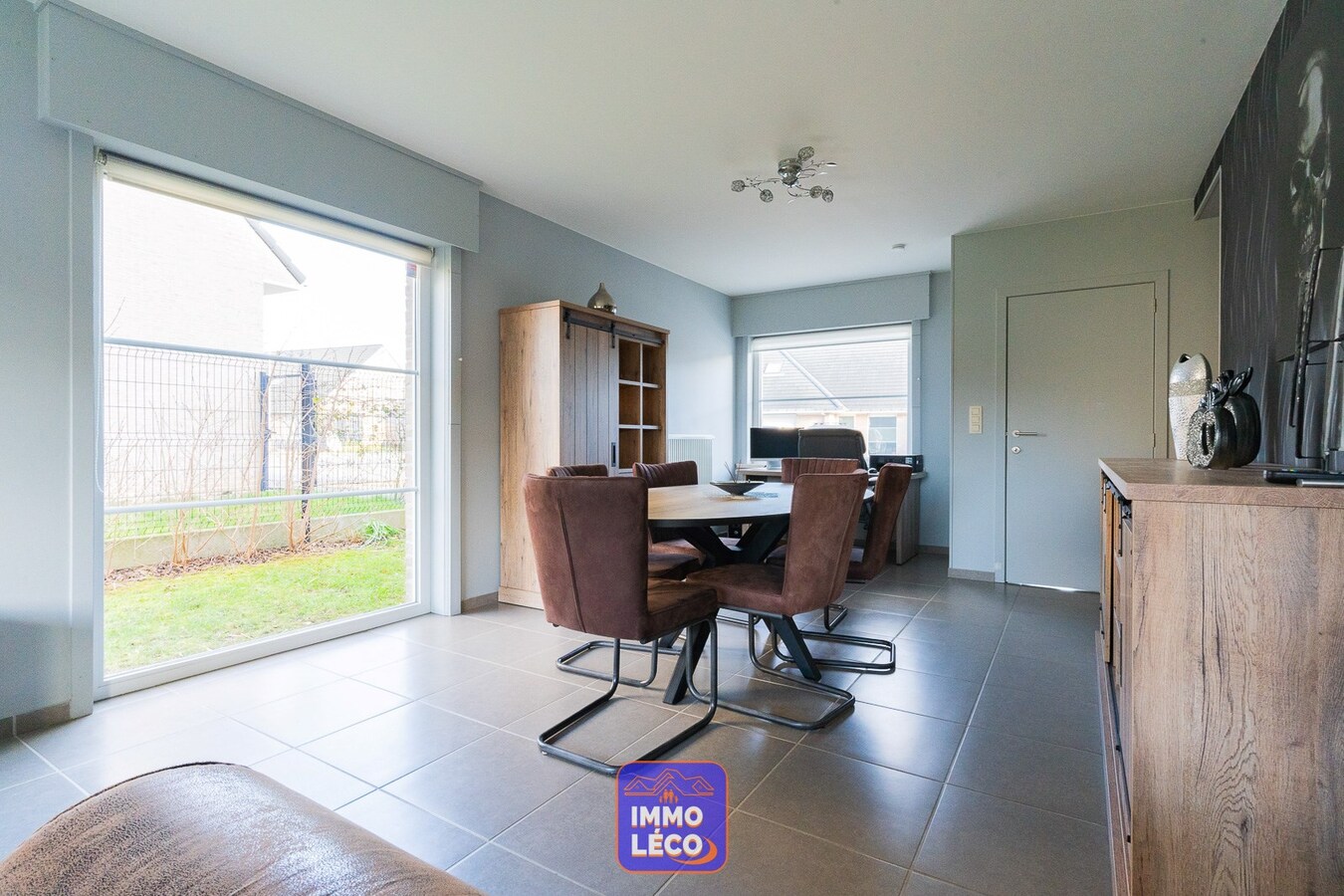 3 façades dans un clos résidentiel prisé, COUP DE COEUR ! 