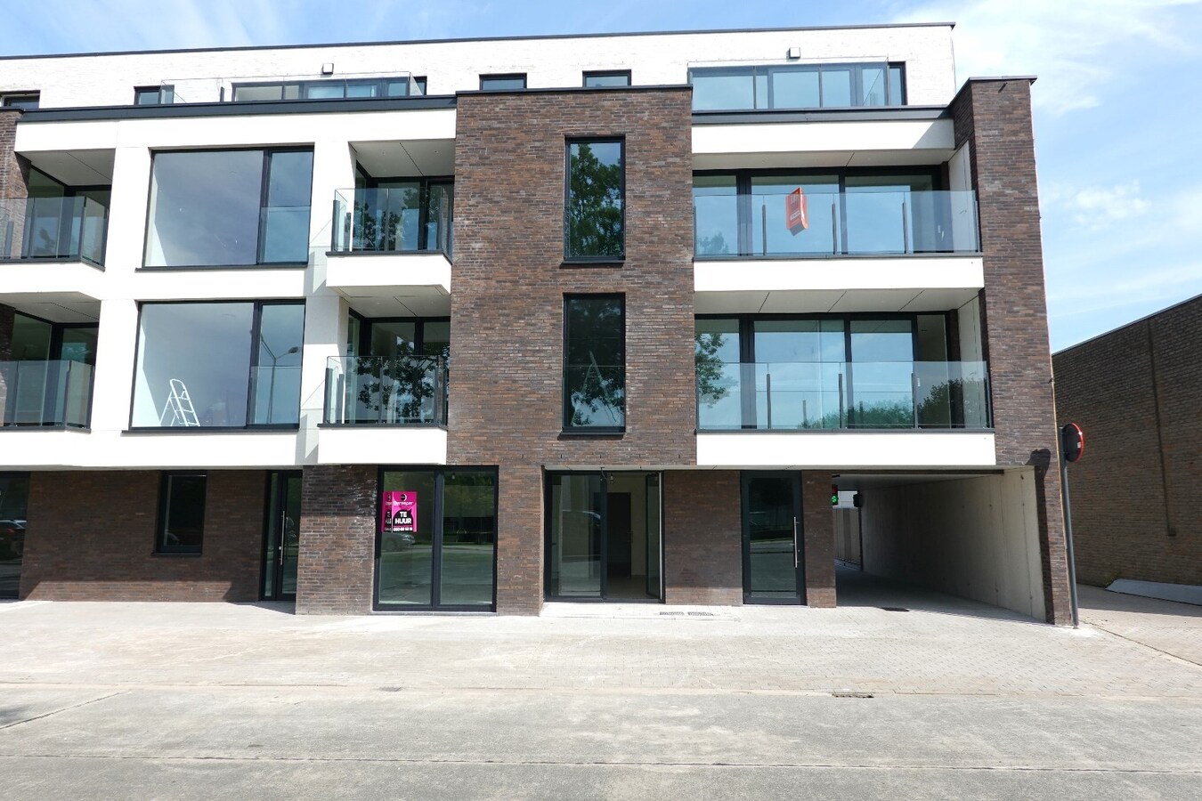 Prachtig appartement met autostaanplaats op uitstekende ligging in Brugge. 