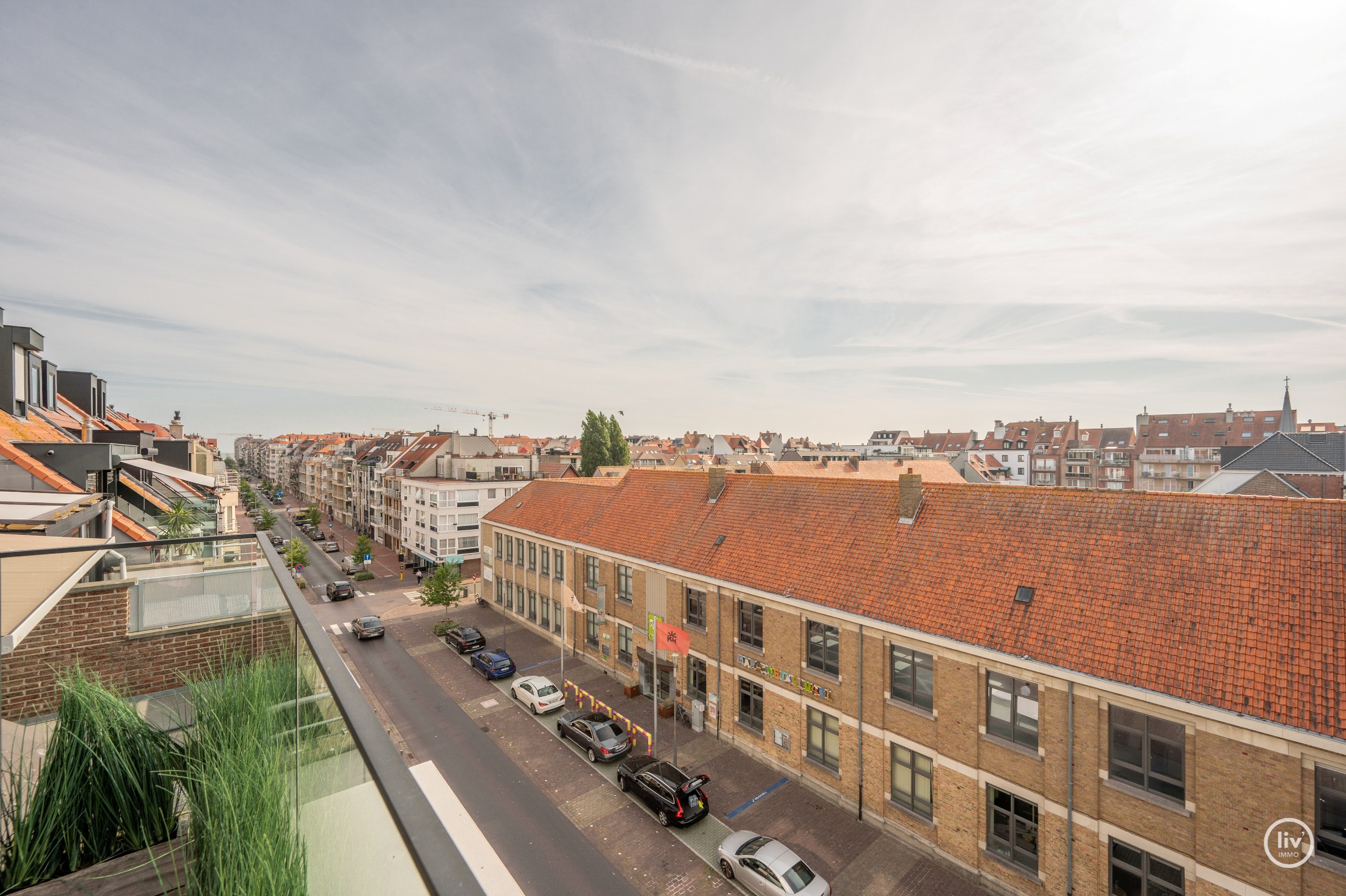 Appartement duplex unique avec 4 chambres dans une résidence récente au centre de Knokke. 