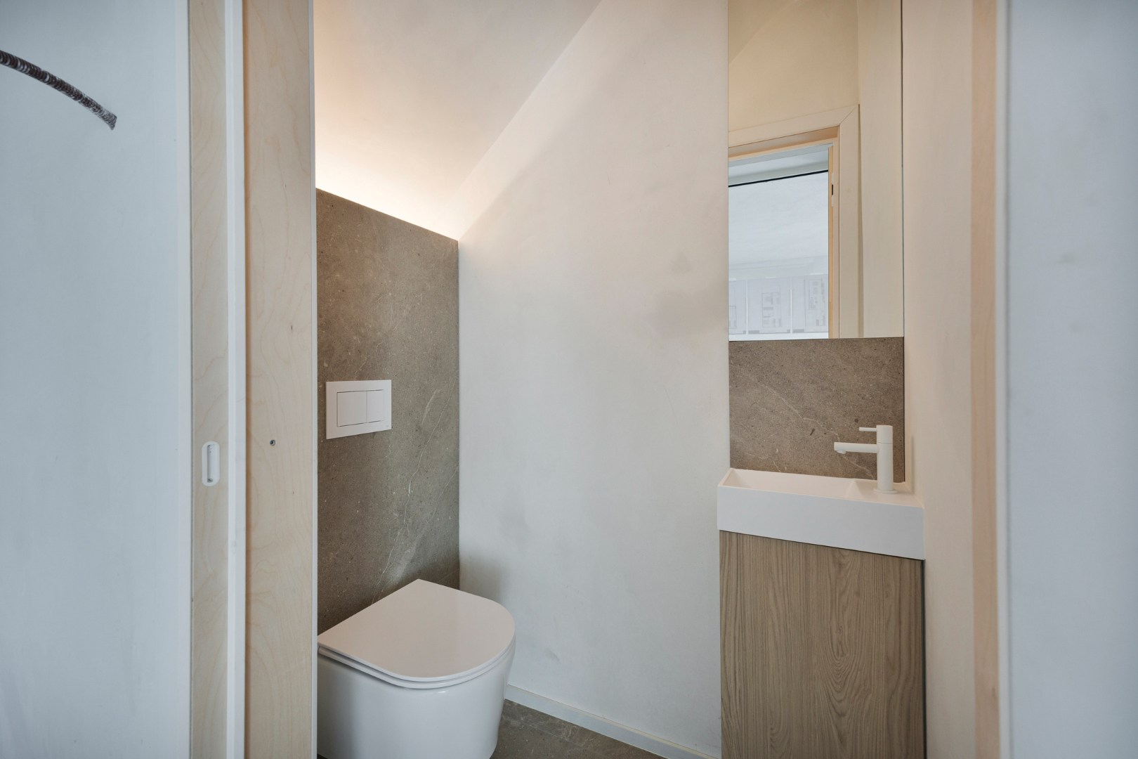 Energiezuinige nieuwbouwwoning met 5 slpk. en ruime stadstuin in het hart van Geel 