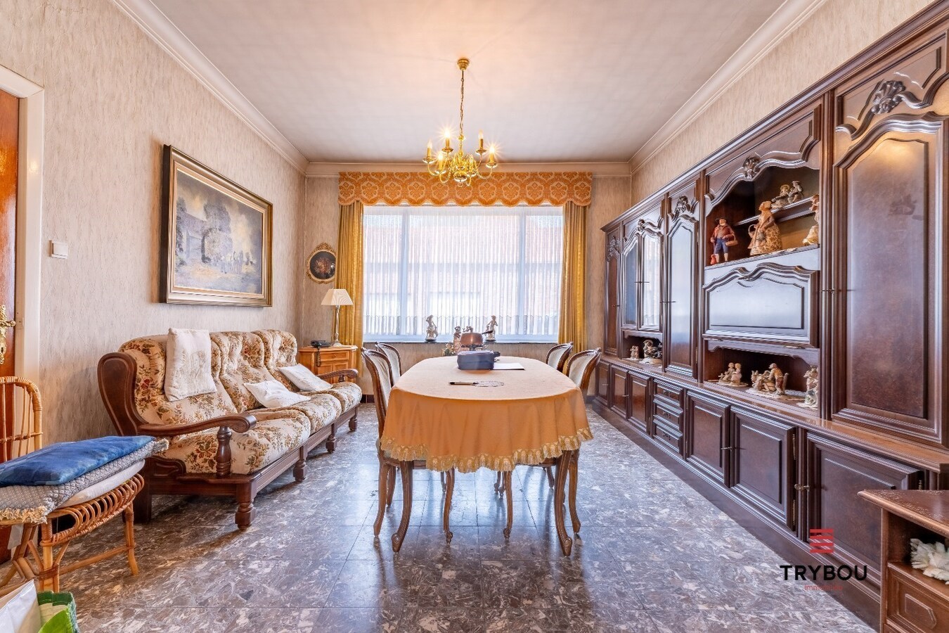 Centraal gelegen, degelijke woning met drie ruime slaapkamers 