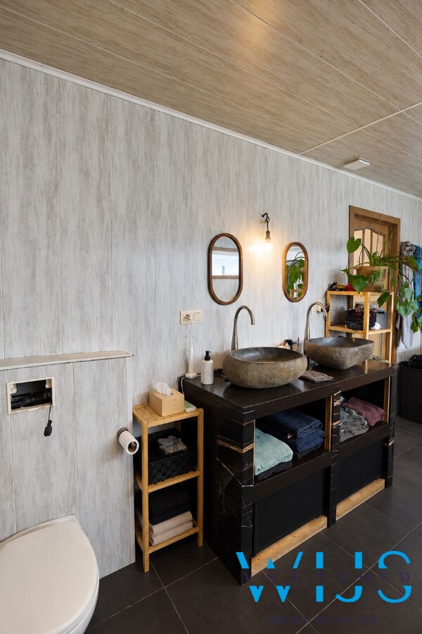 Gerenoveerde woning met ruime tuin in Doornzele/Desteldonk 