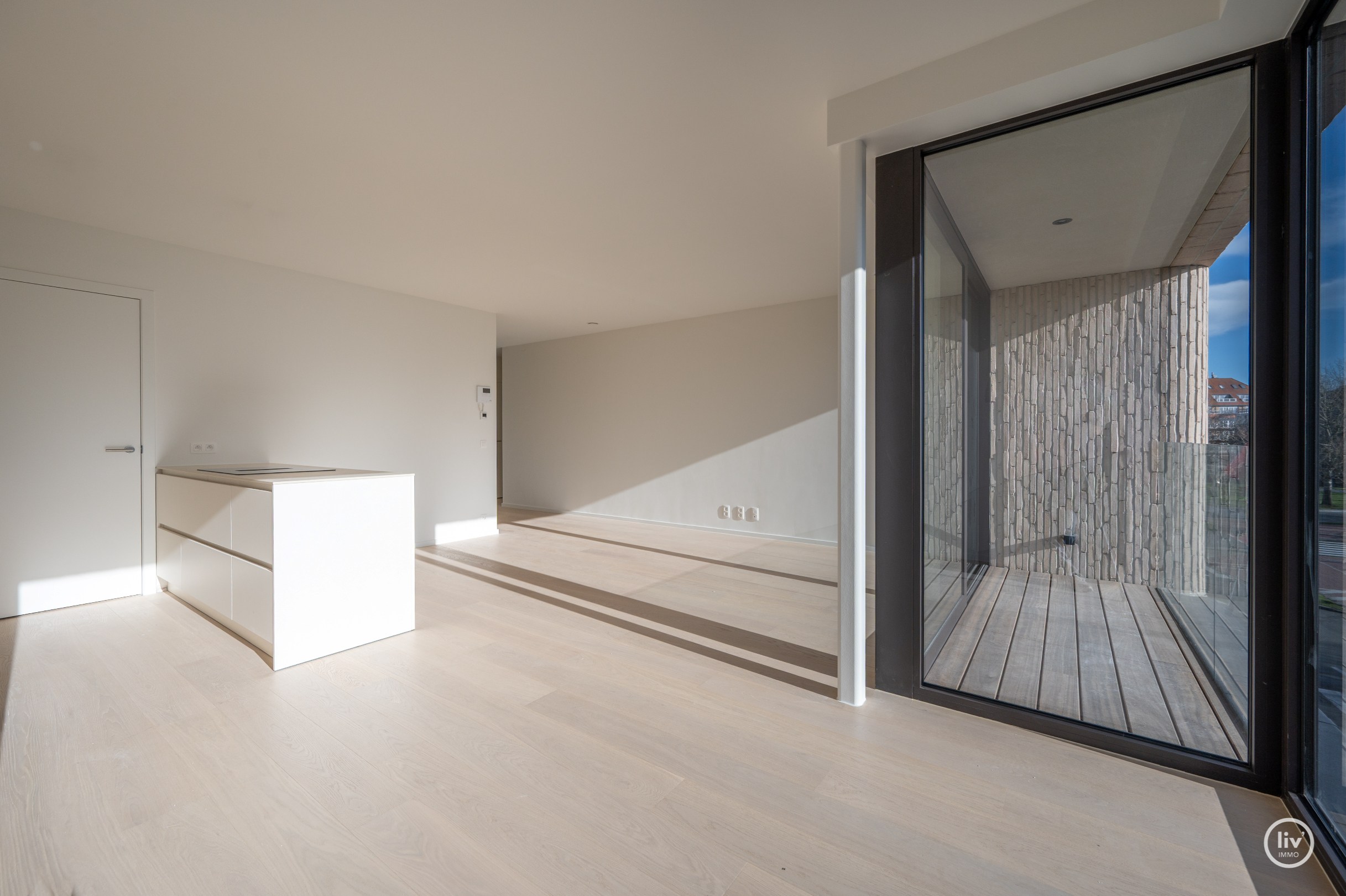 Centraal gelegen nieuwbouw-appartement in de residentie Maurice (met mogelijkheid tot aankoop van een inpandige autostaanplaats). 