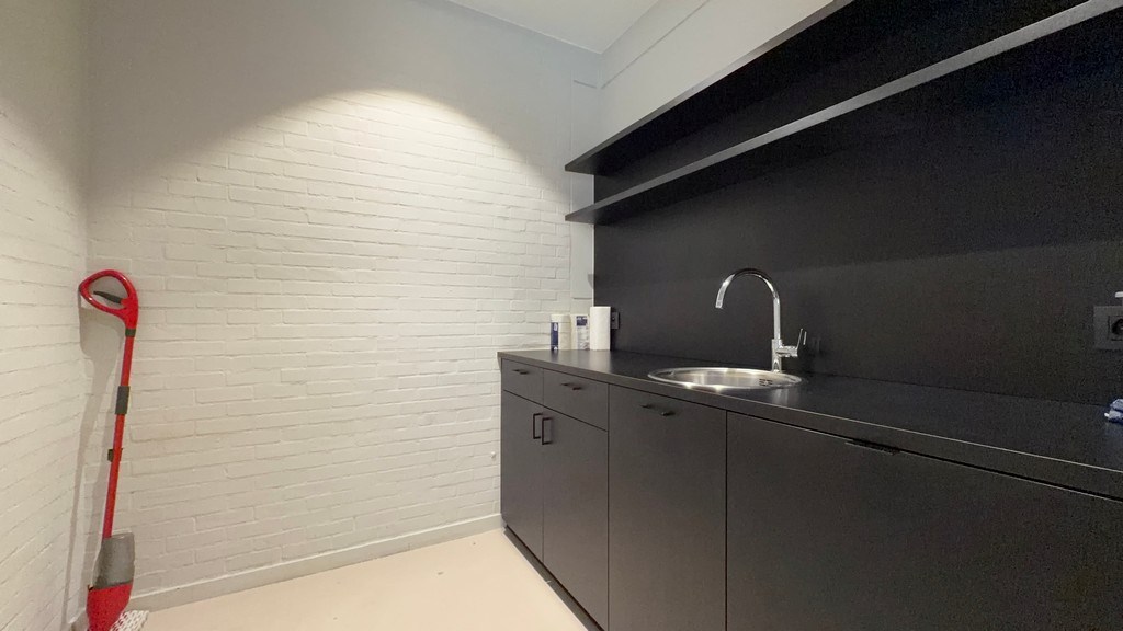 Instapklare kantoren te huur in Hardy Building te Antwerpen