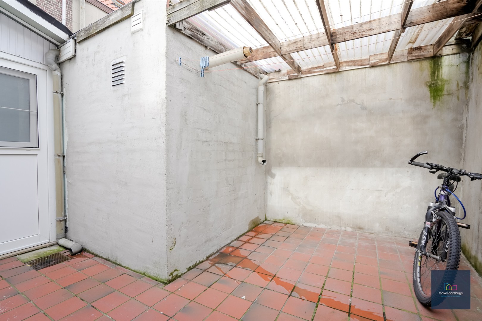 Woning met 4 slaapkamers en koer nabij centrum Gent 