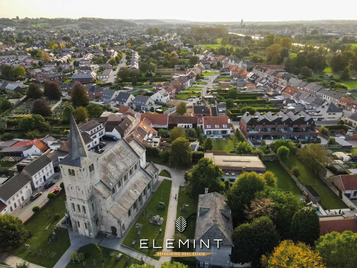 Nieuwbouwwoning met 3 slaapkamers op 382m² 