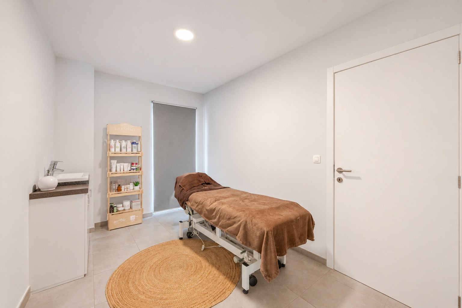 Energiezuinige villa met exclusieve wellness en polyvalent bijgebouw in Oostende 