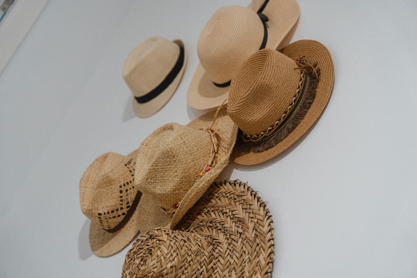 Deze uitzonderlijke villa biedt een unieke combinatie van luxe, volledige privacy en een prachtige zuidoriëntatie in het gegeerde Solpark. 