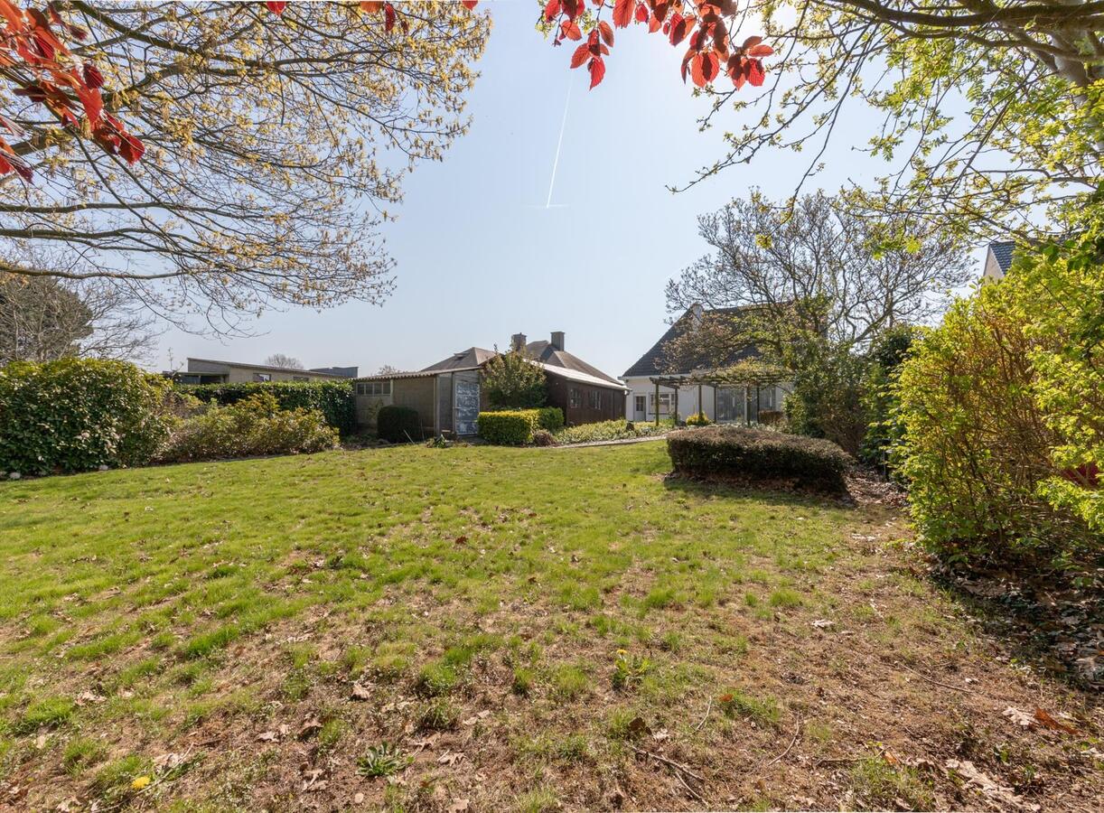 Uitstekend onderhouden villa op een perceel van 2600 m2. 