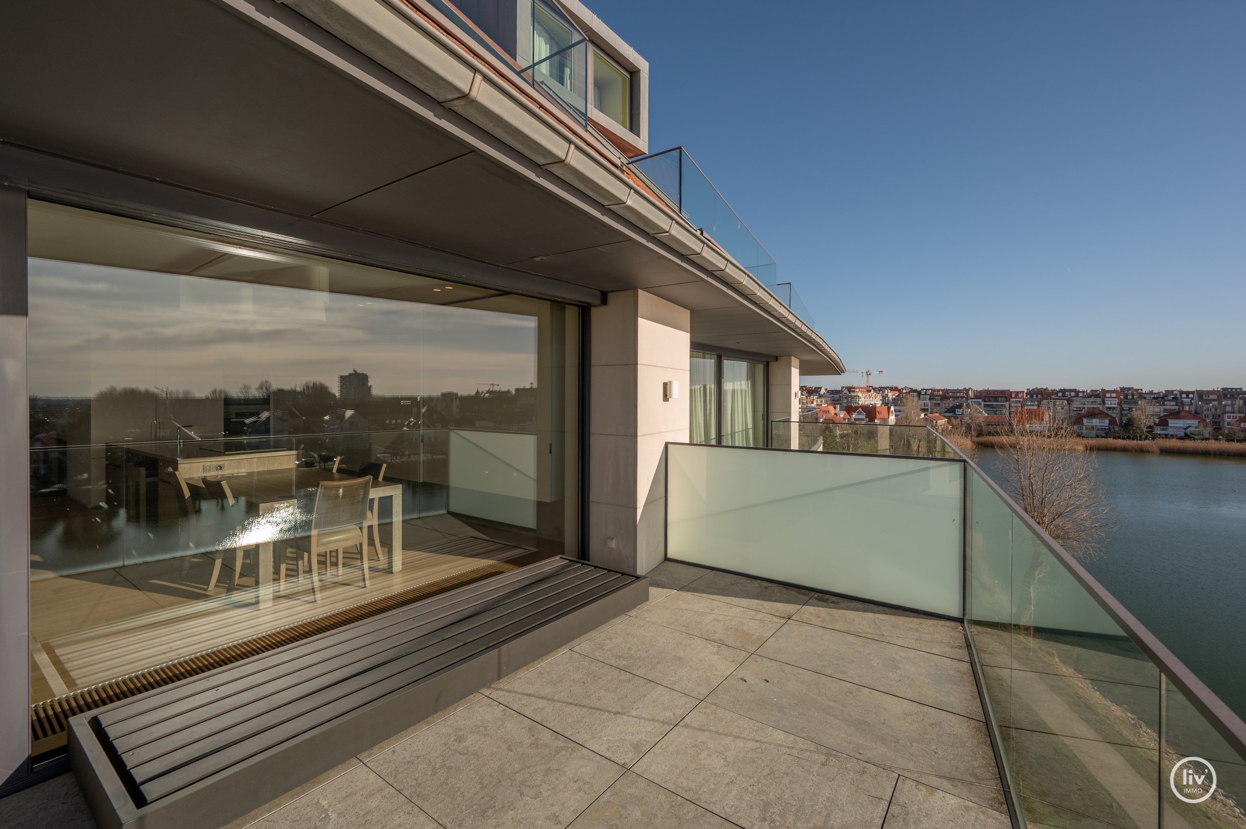 LA RESERVE - Appartement exceptionnel de 3 chambres avec de grandes terrasses offrant une vue sur le ZEGEMEER et le CASINO à Knokke. 