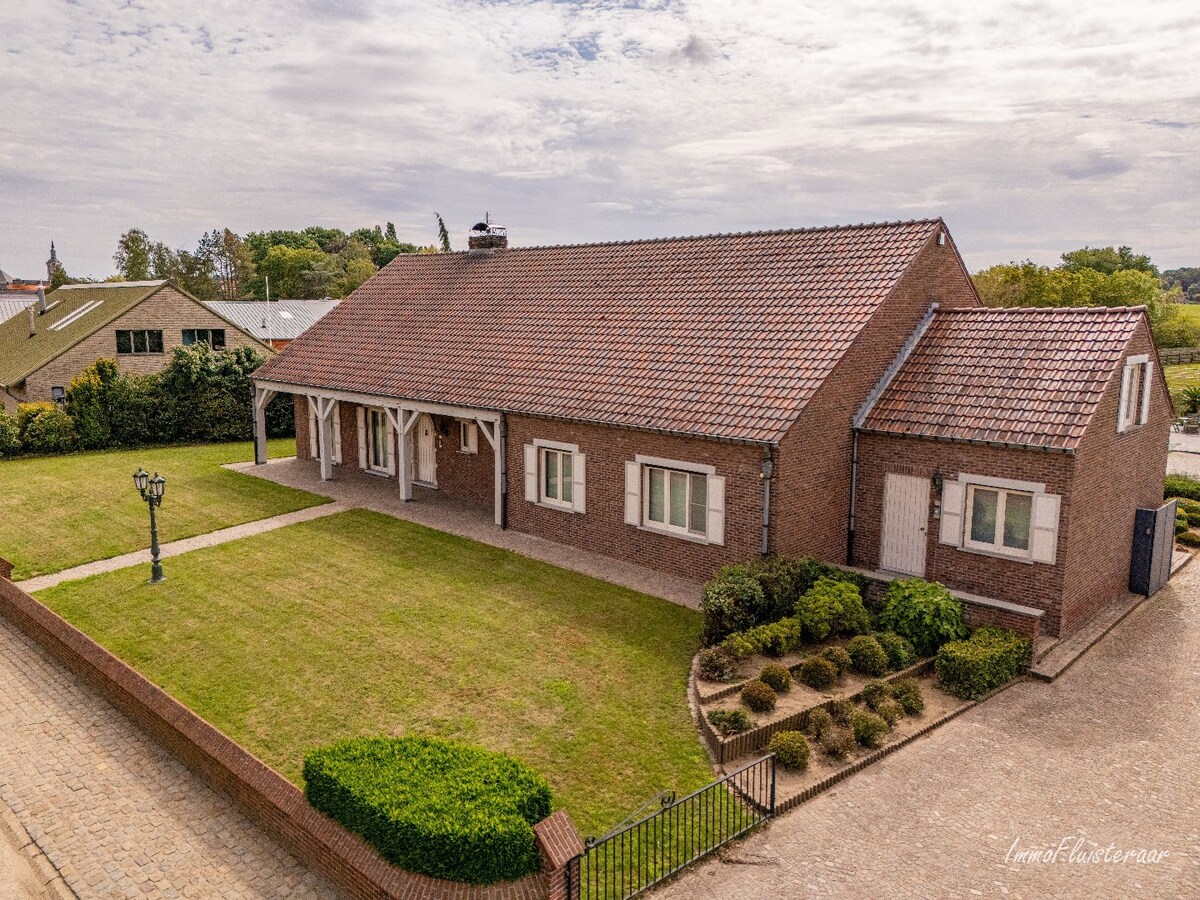 Woning met paardenstallen en loods op ca. 50 are te Rillaar 