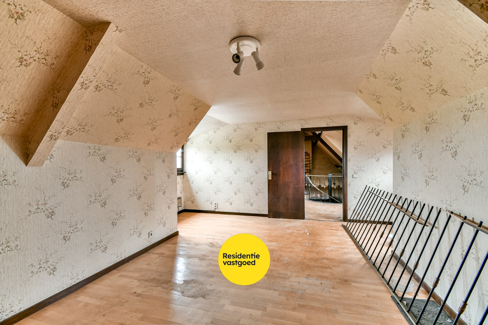 Prachtig landhuis op landelijke ligging te Leffinge. 