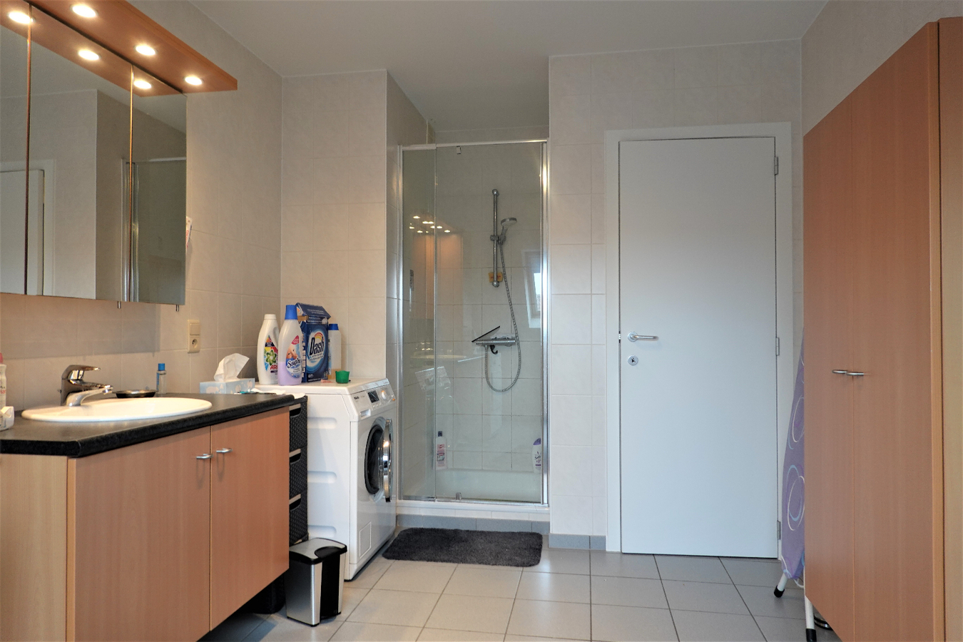 Zeer ruim dakappartement in het centrum van Gistel 