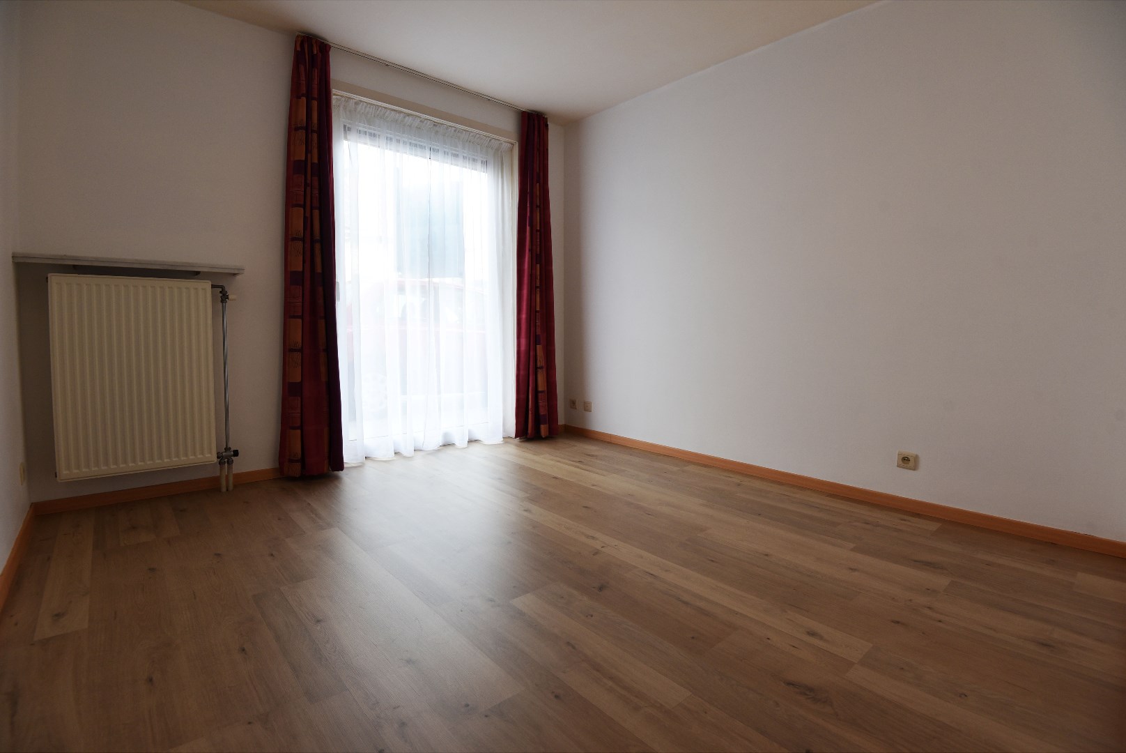 Gelijkvloers appartement met tuin en garage te Kaprijke 