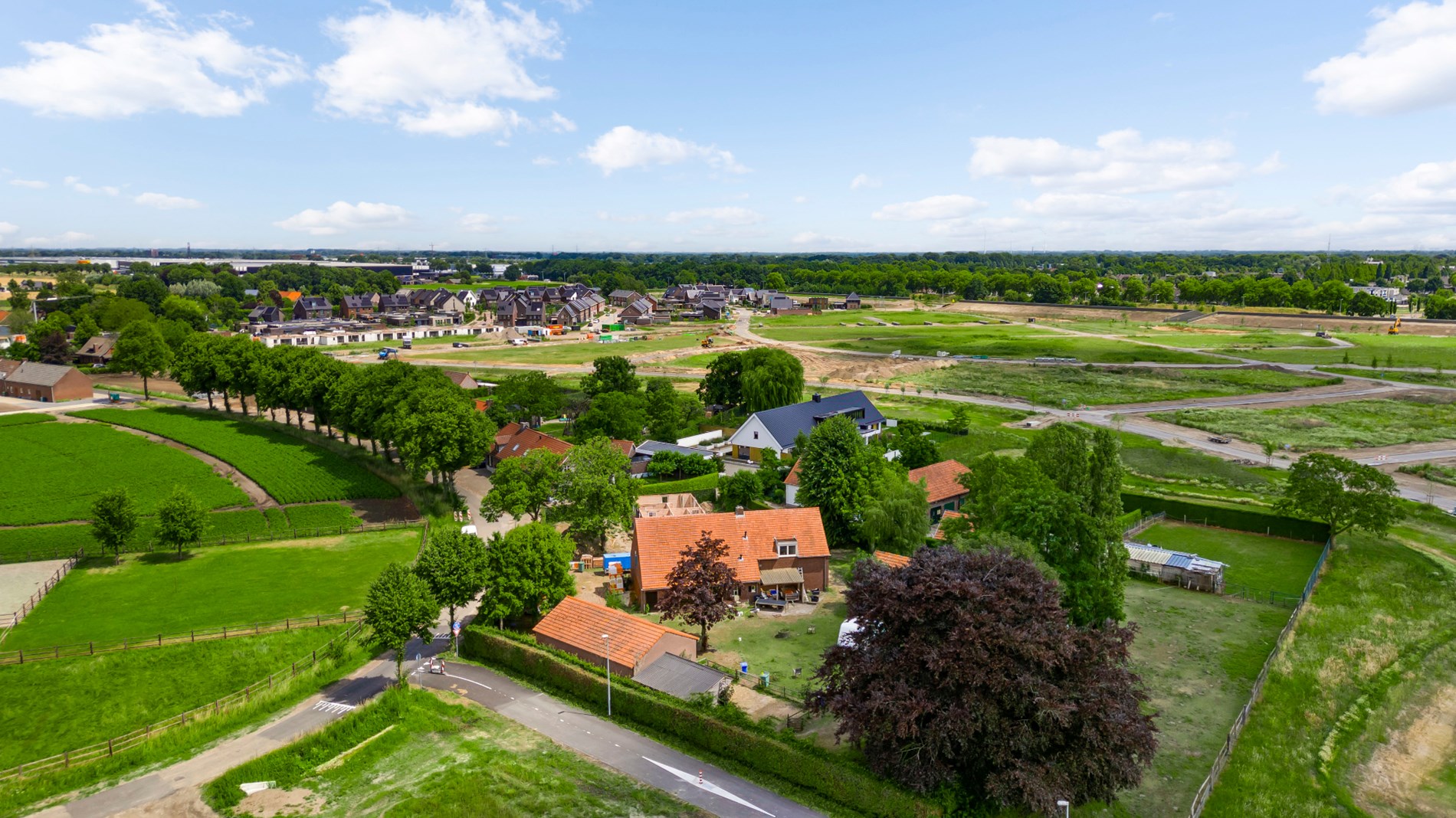 Woonboerderij te koop in Weert