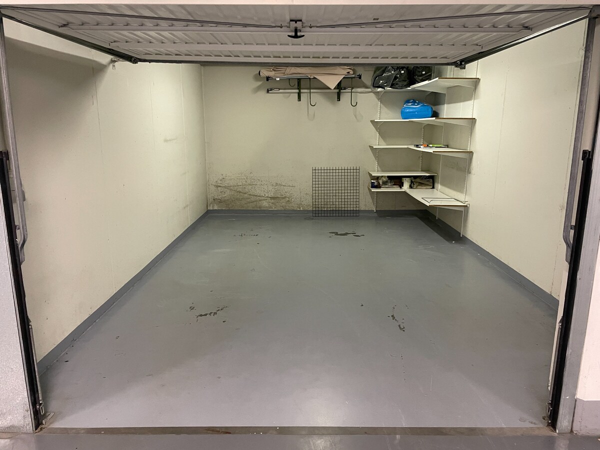 Ruim appartement met 3 slaapkamers en 2 badkamers en hoekterras 