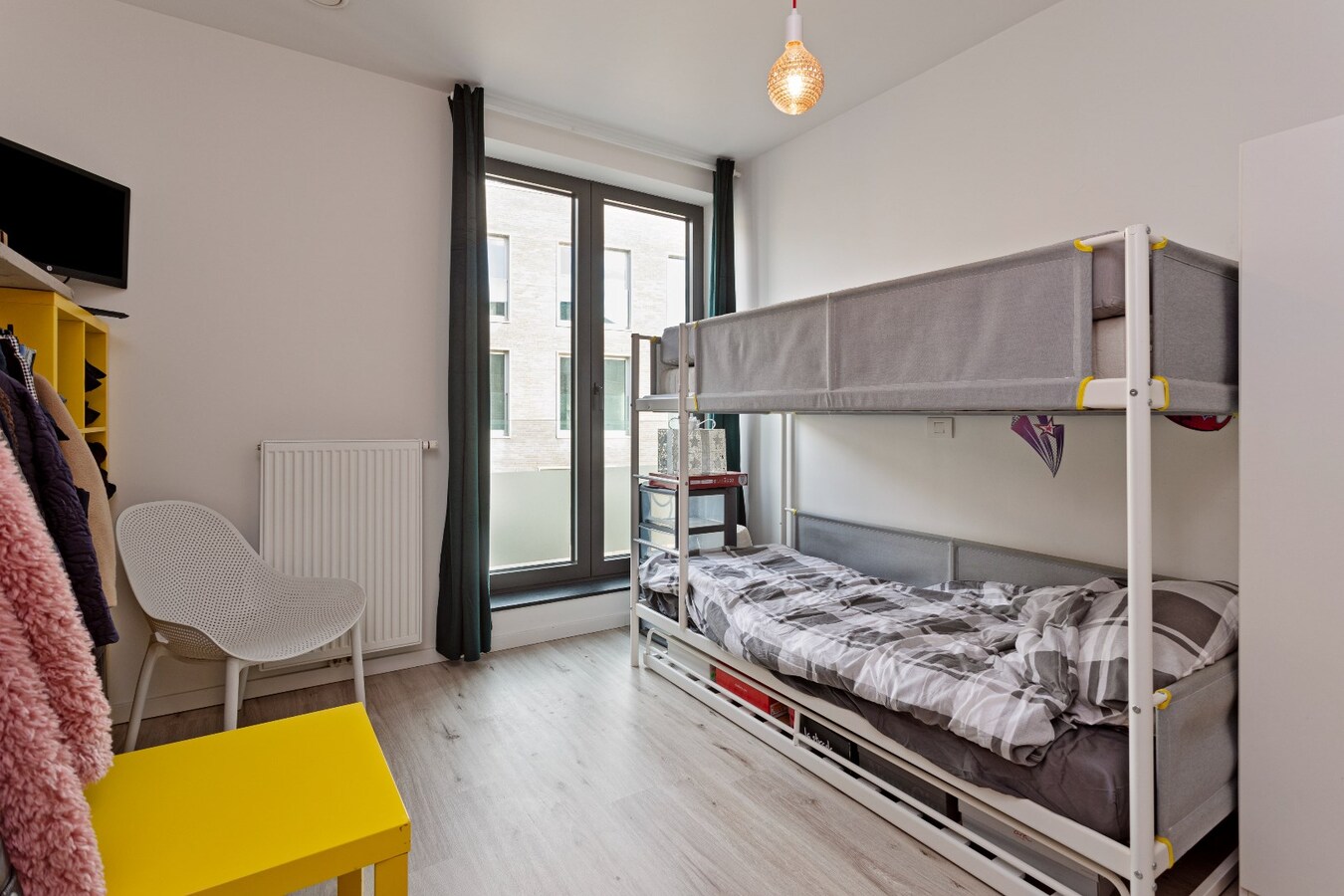 Instapklaar tweeslaapkamerappartement aan de Schelde 