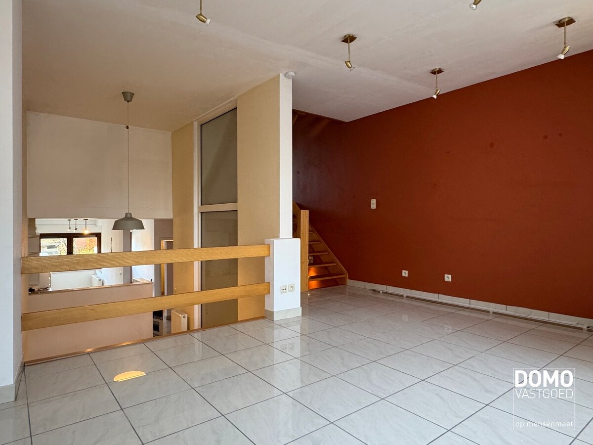 Woning met tuin, garage en 2 slaapkamers op wandelafstand van het centrum van Hasselt 