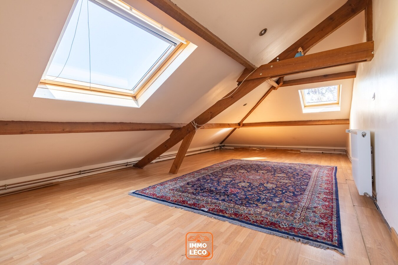 Superbe propriété « semi plain-pied » érigée sur une parcelle de 1823m2, COUP DE COEUR ABSOLU ! 