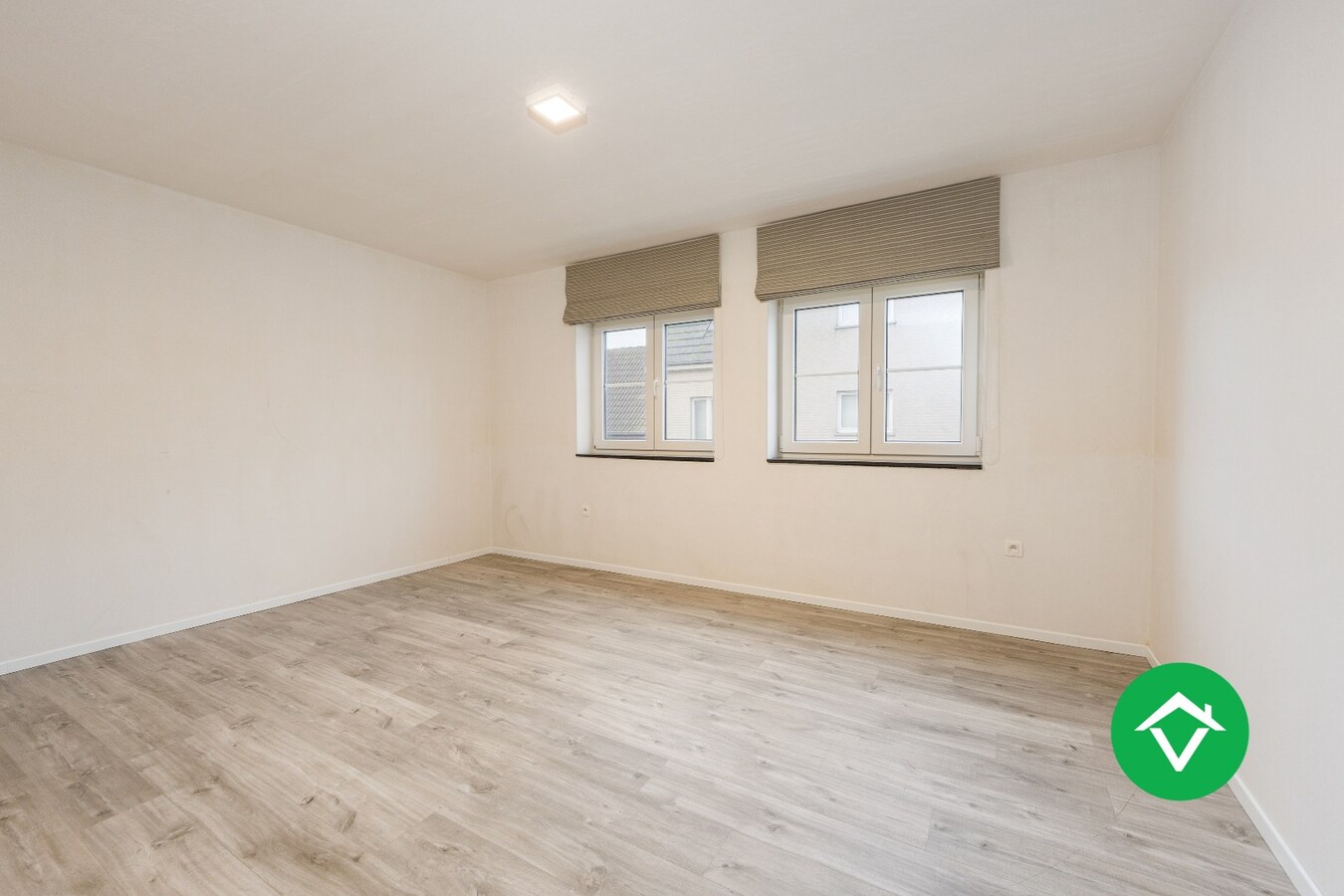 Instapklare energiezuinige woning (2018) met garage en tuin in Zevekote 