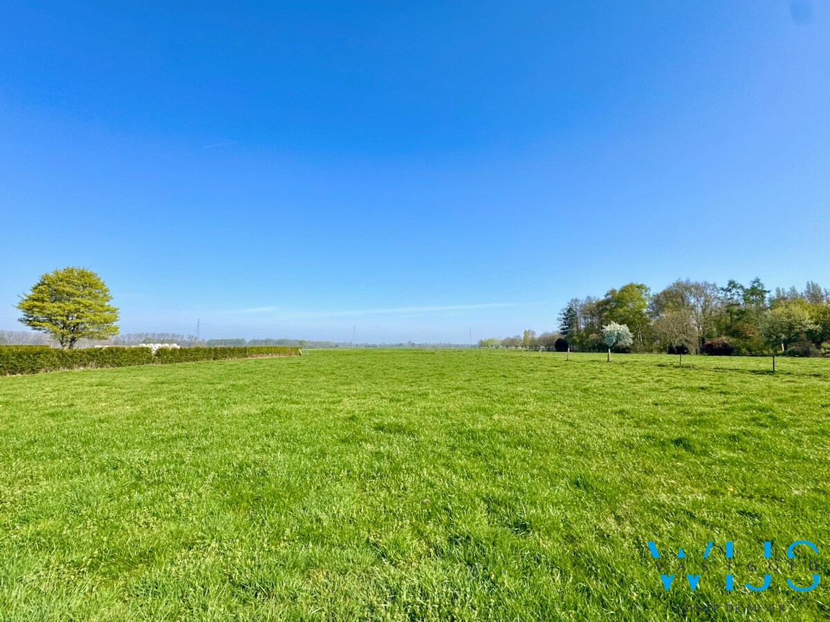 Prachtige eigendom in hartje Wippelgem ! 